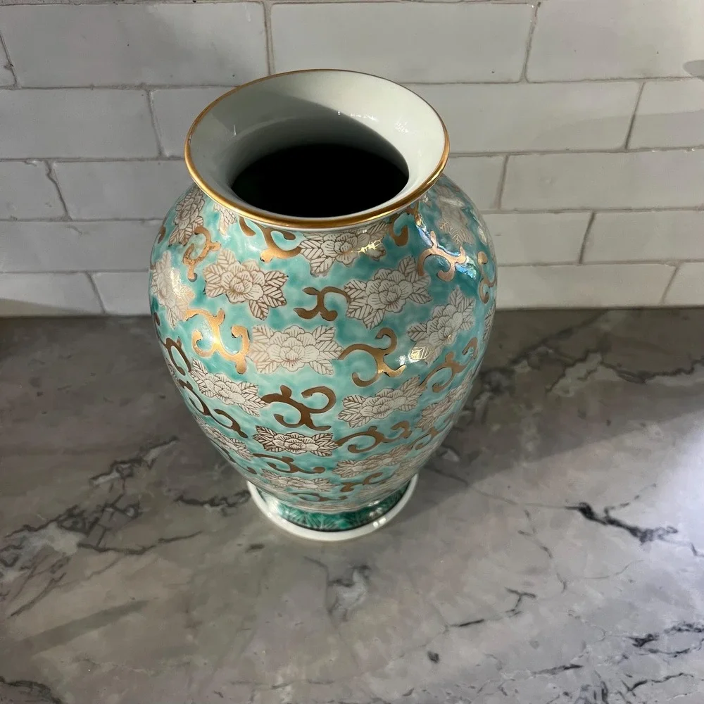 Vintage‎ Imari Japanese Handpainted Vase