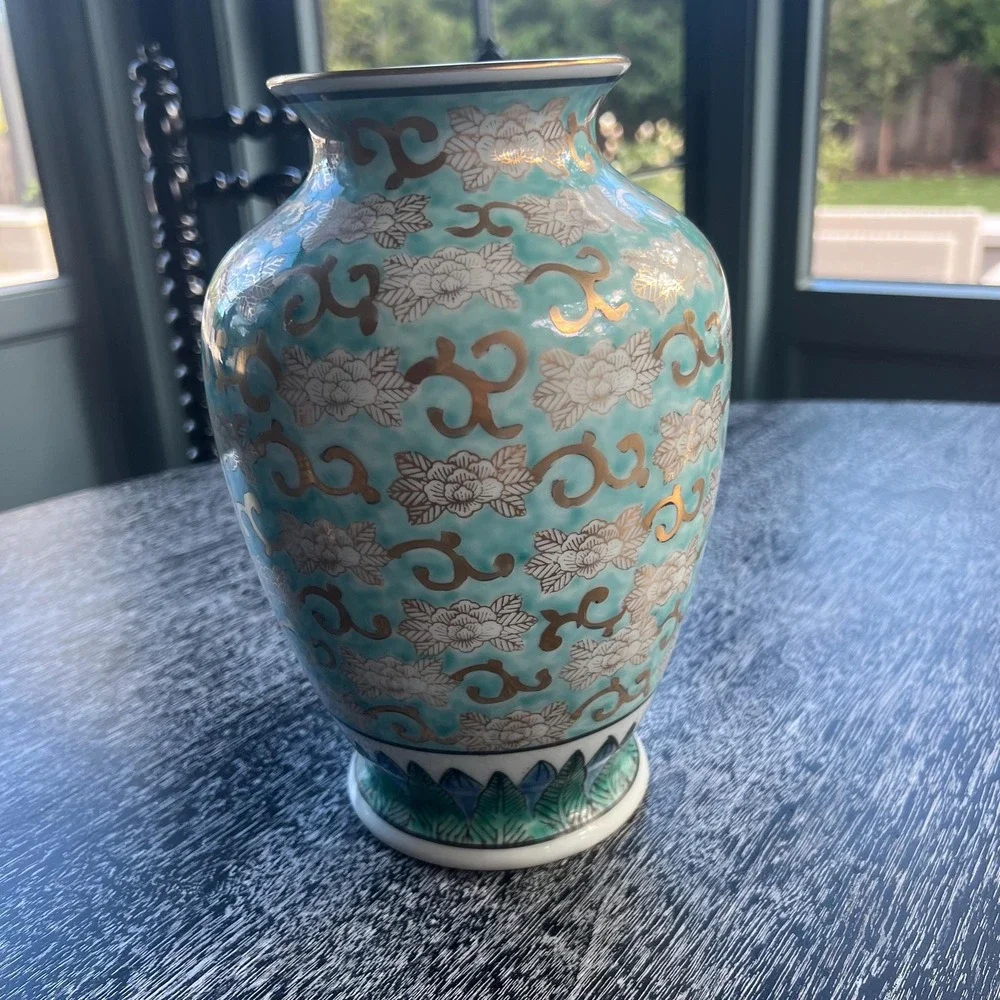Vintage‎ Imari Japanese Handpainted Vase