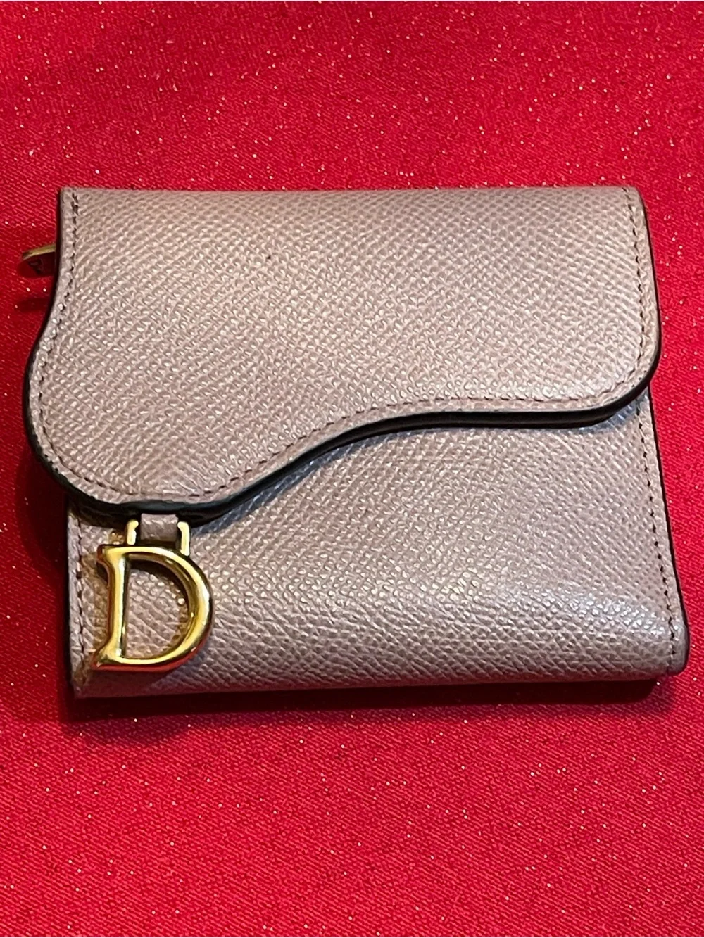 Dior compact mini