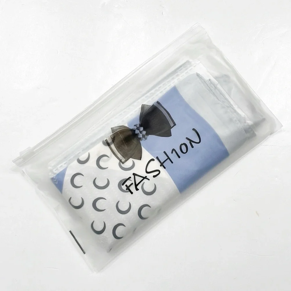 Breathable head scarf in moon print