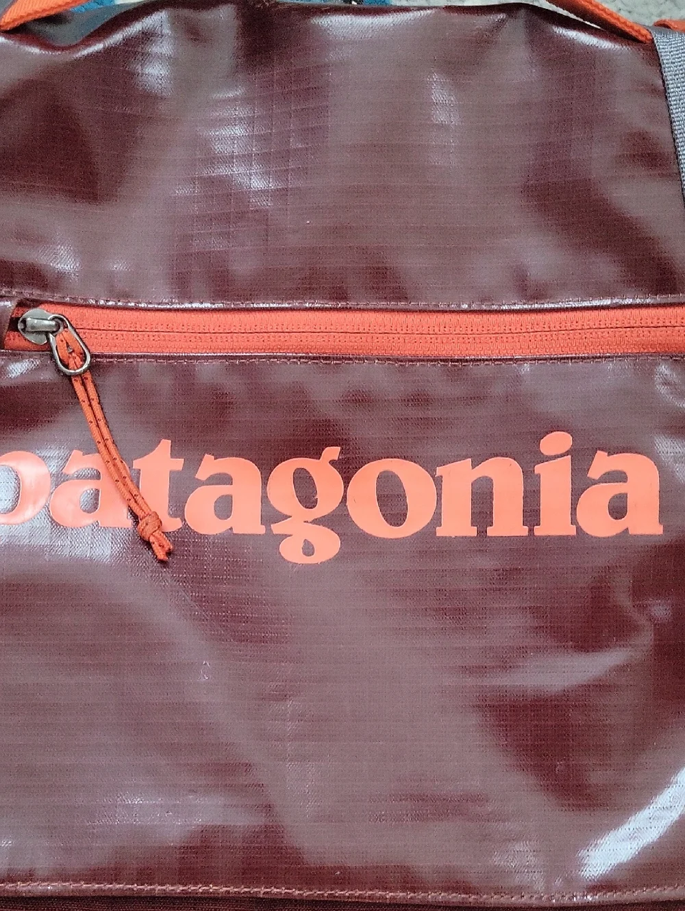 Patagonia guc messenger