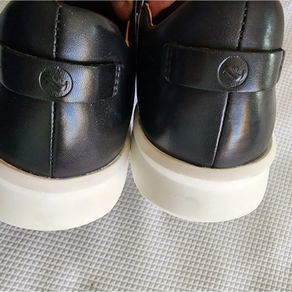 Clarks chic athletic