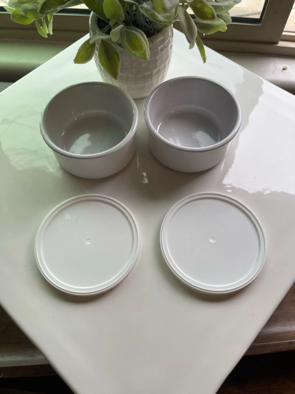 N/A four white