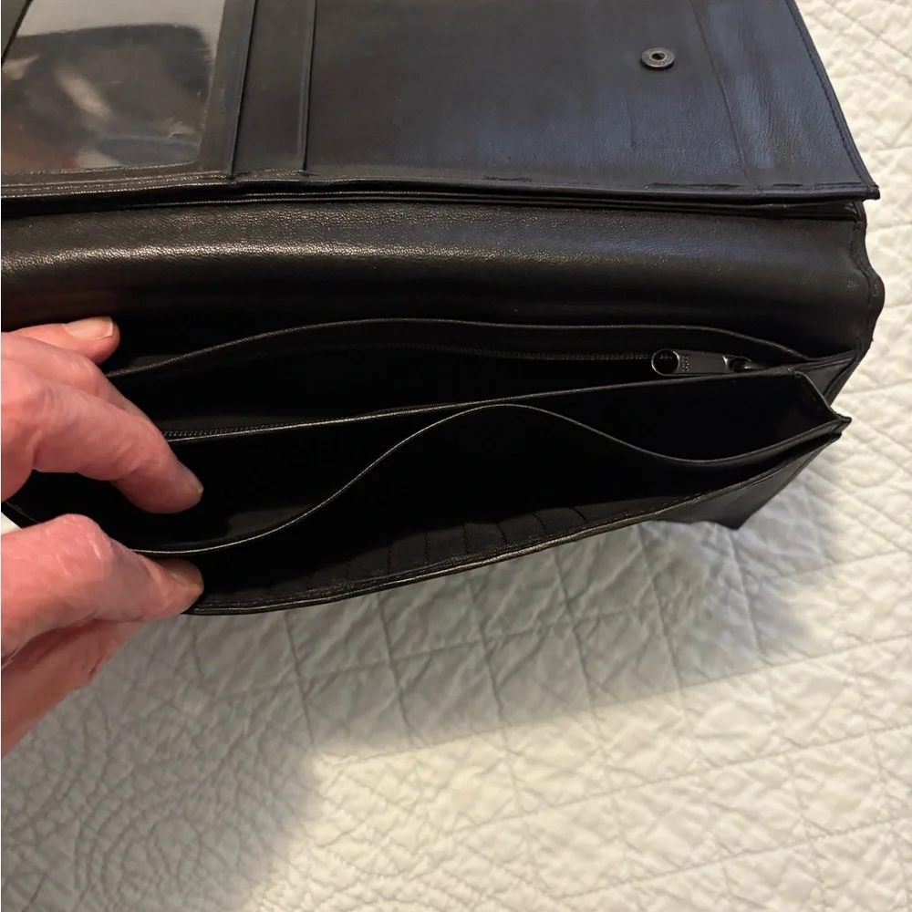 Tumi travel wallet