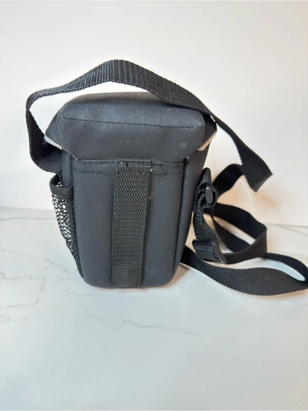 Samsonite Black Compact Camera Pouch with Shoulder Strap