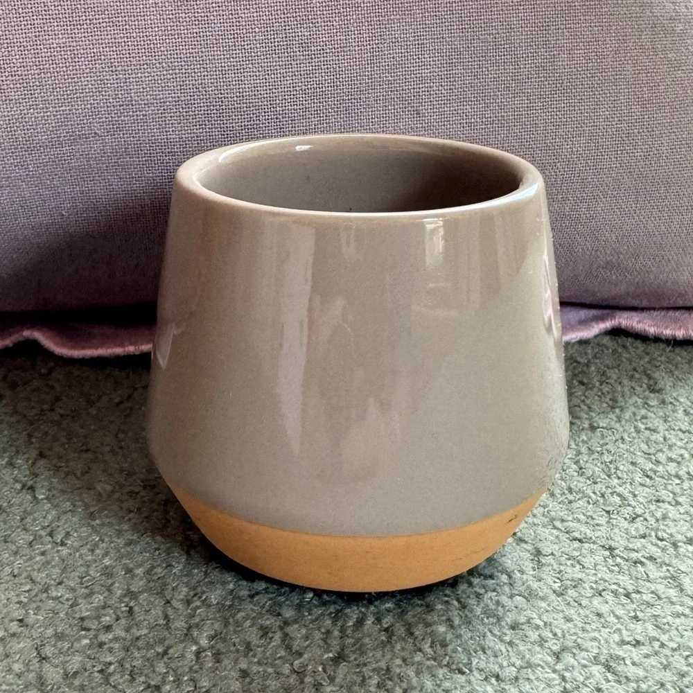 Crate&Barrel no designated