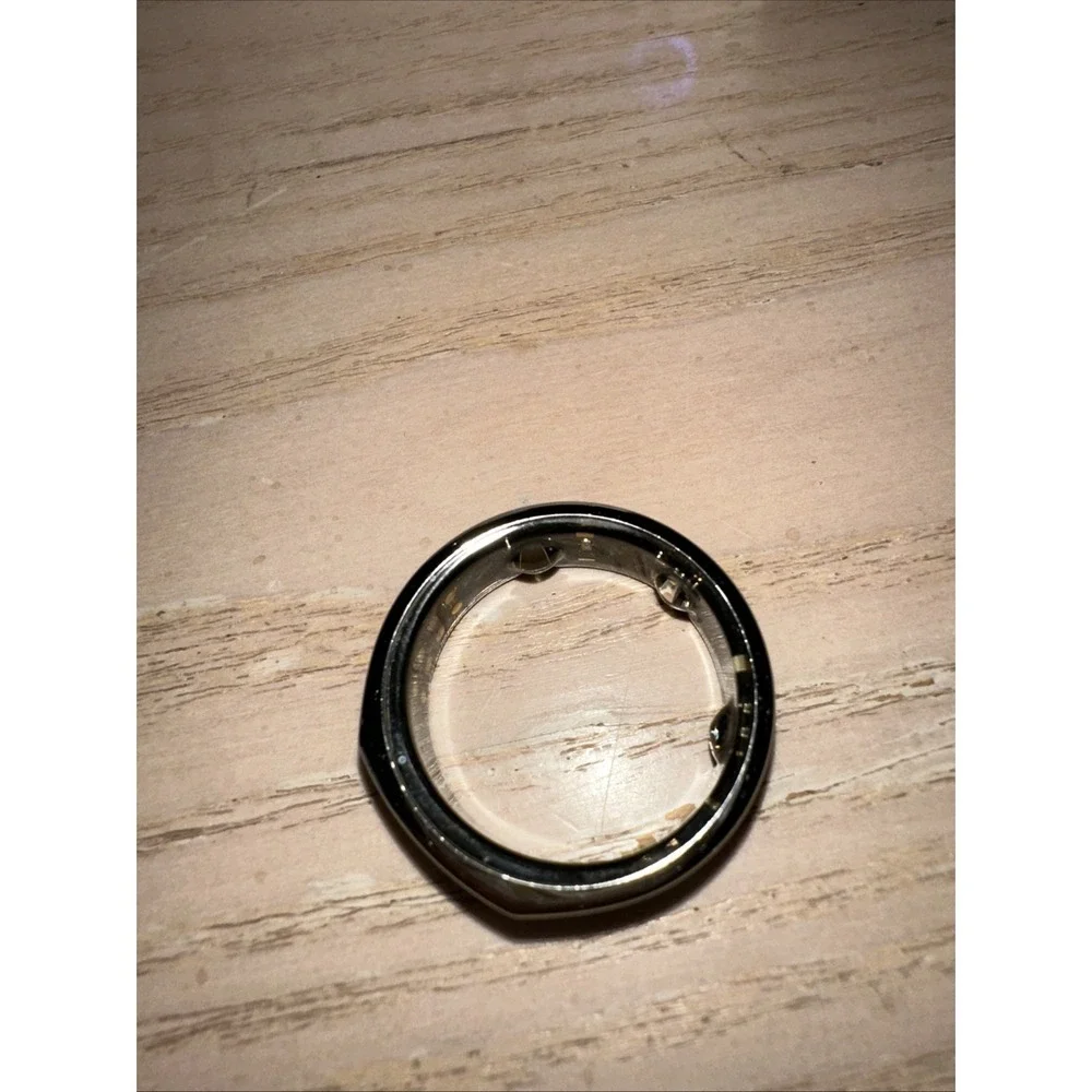 Oura Ring Gen3 Heritage Size 12 - Silver JZ90-1003-12 Lost Weight Now Too Big