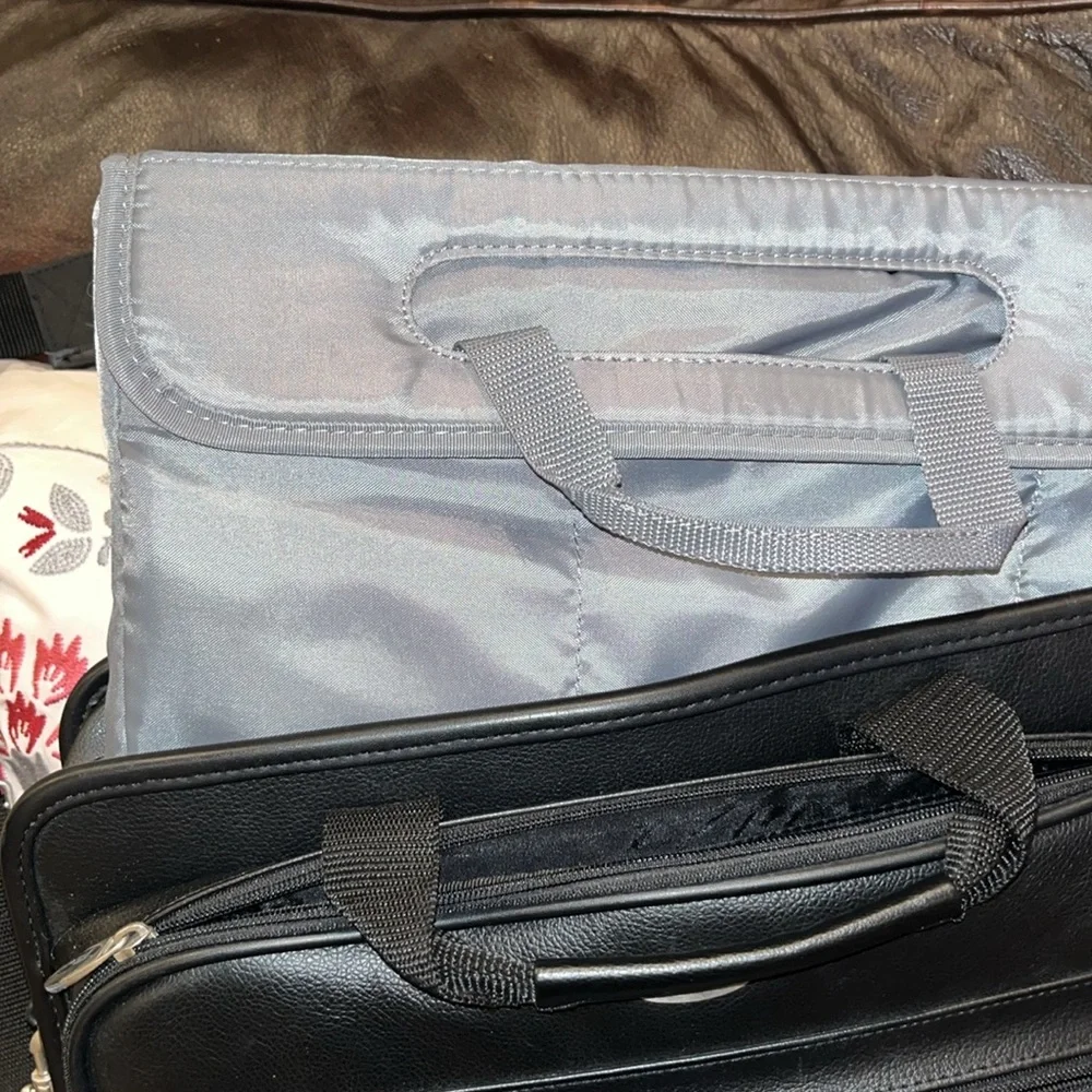 Targus leather bag