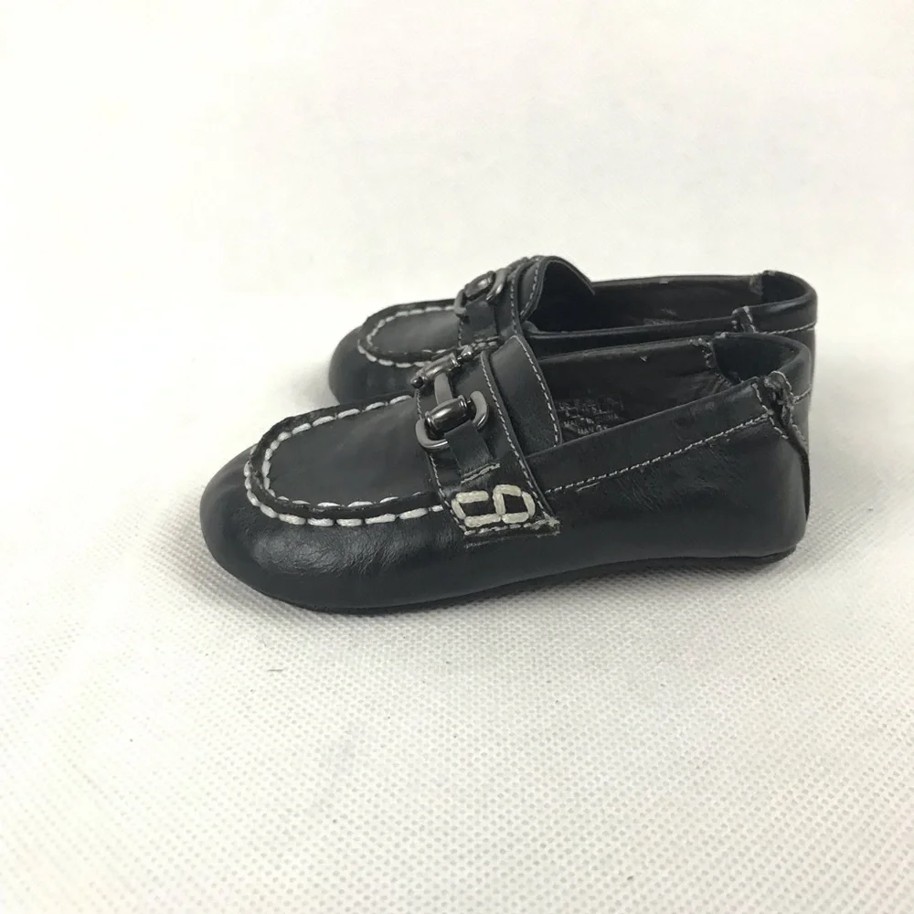Cole Haan good preowned