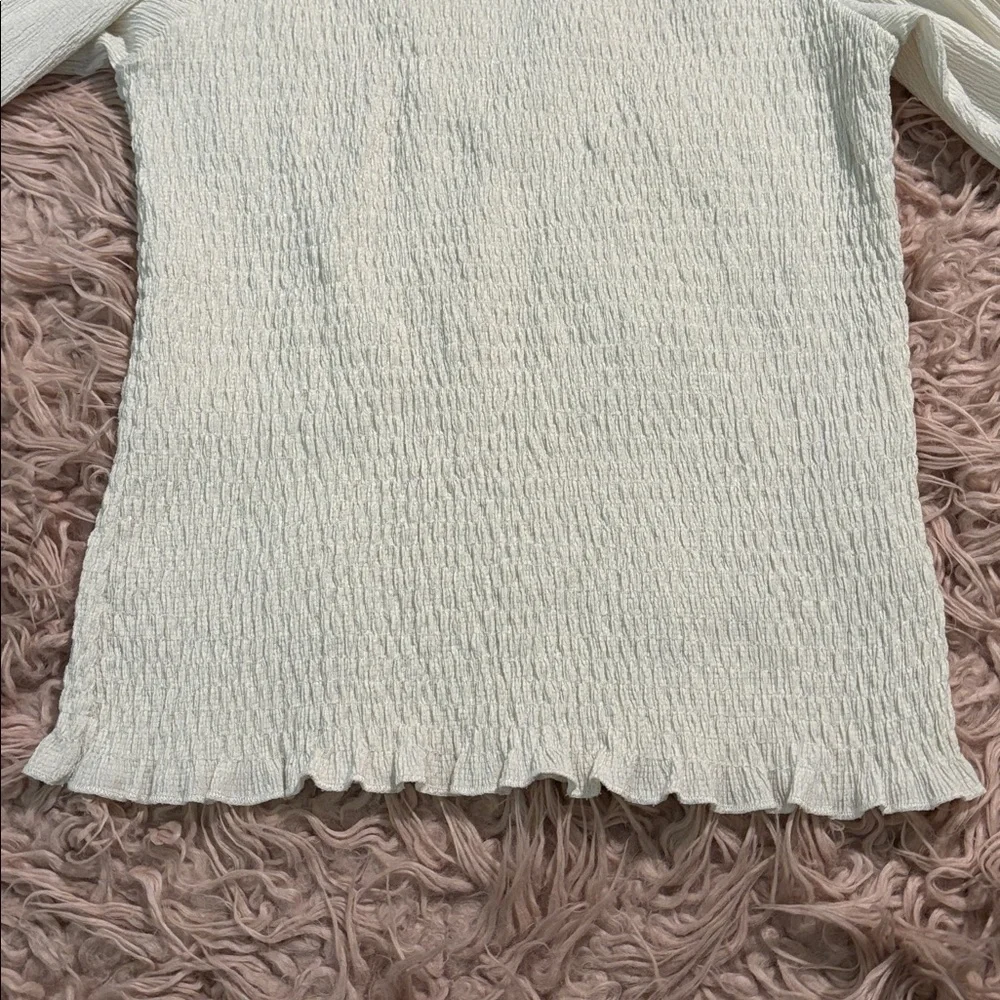 Anthropologie puff smocked 1%
