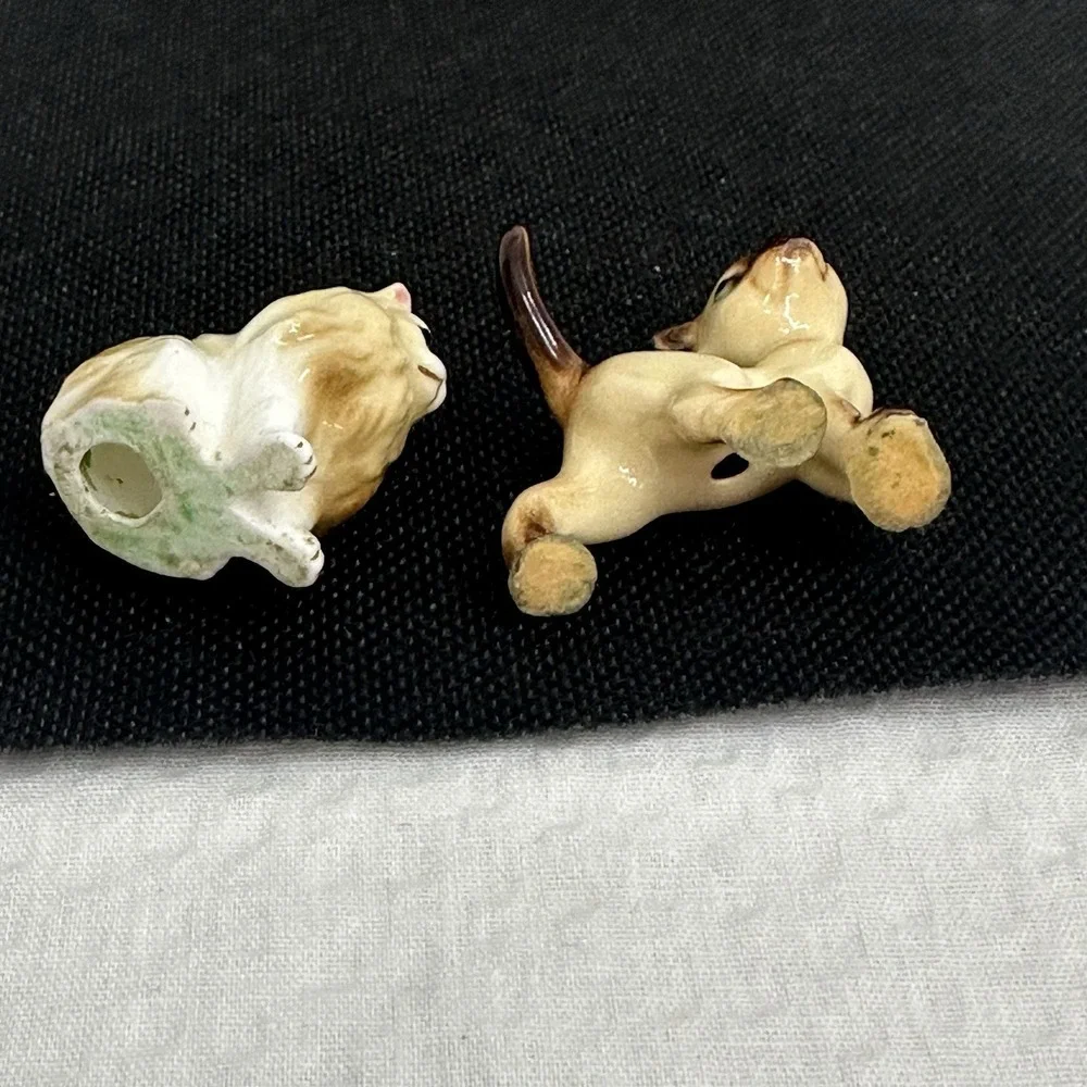 The Unbranded Brand lot miniature