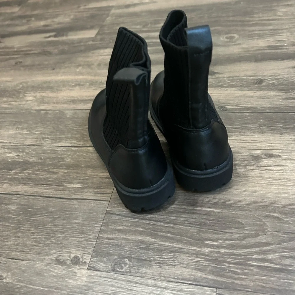SHEIN toddler black
