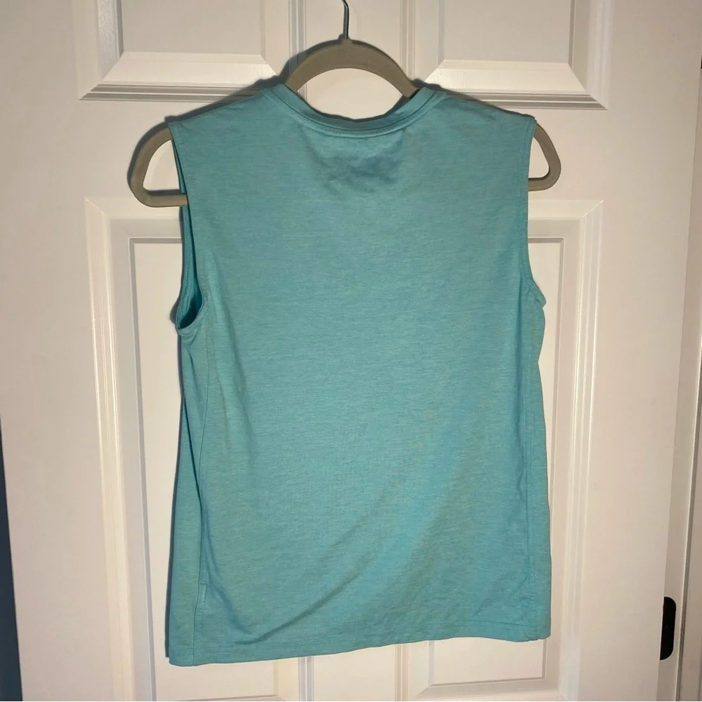 Runway sleeveless tank