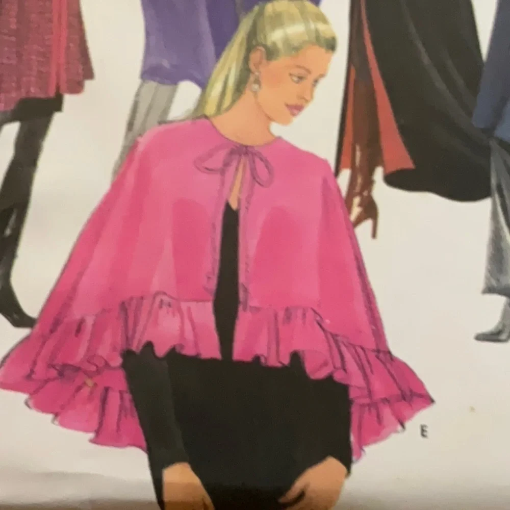 Simplicity 5786 Sewing Pattern Misses Cape in 4 Lengths Size AA  XS S M