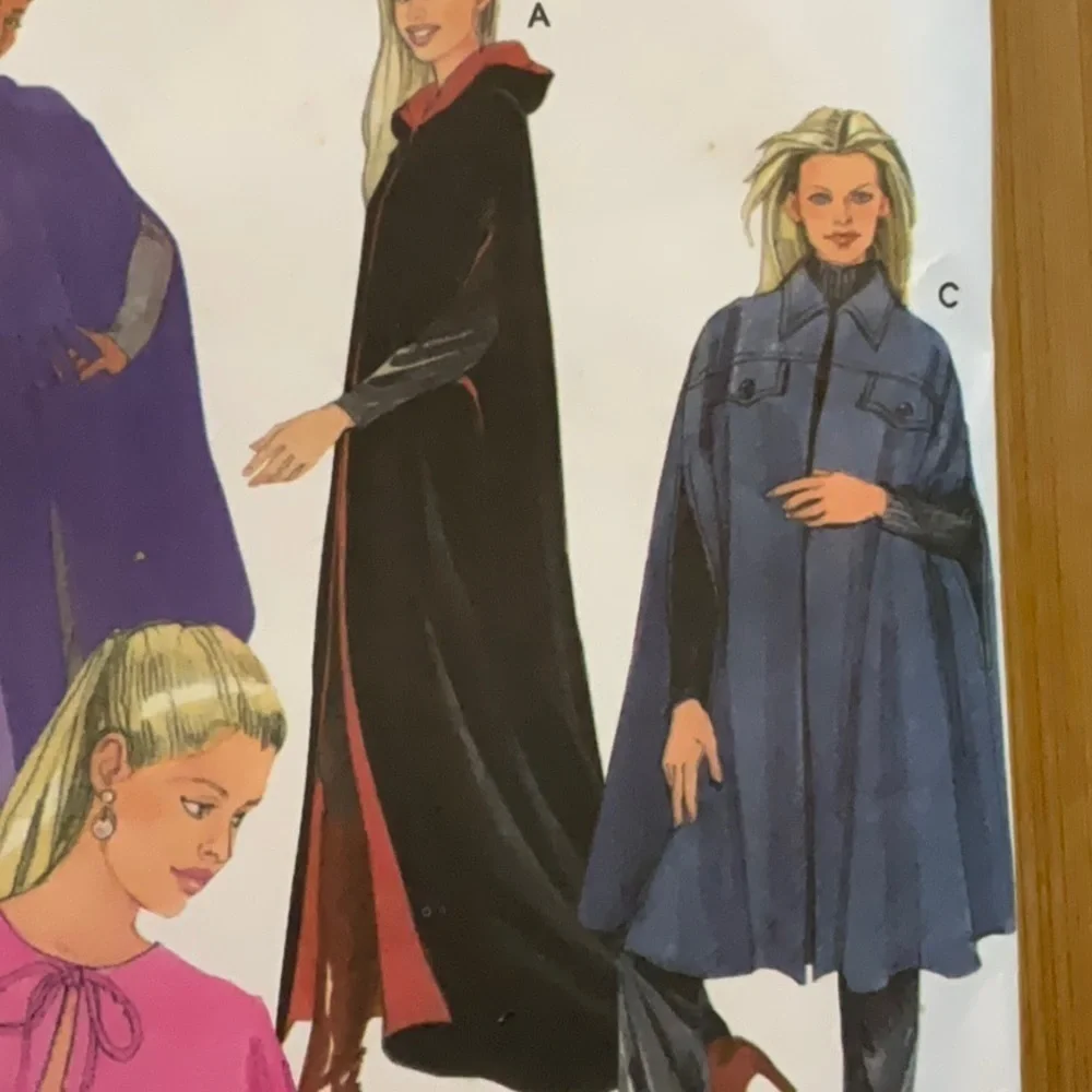 Simplicity 5786 Sewing Pattern Misses Cape in 4 Lengths Size AA  XS S M