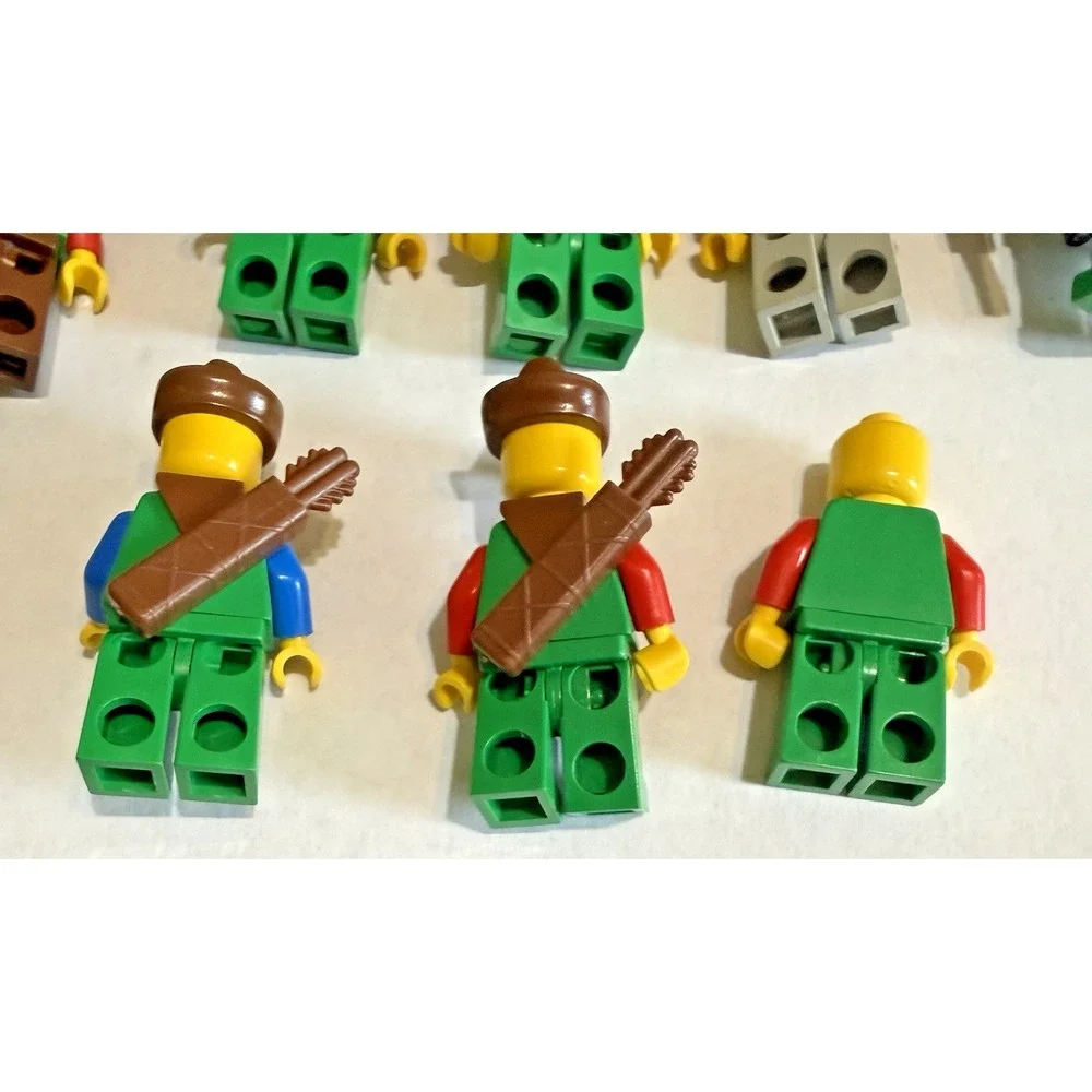 Lego 6071 Forestmen's‎ Crossing Forestwoman Minifigures Only Lot 1990