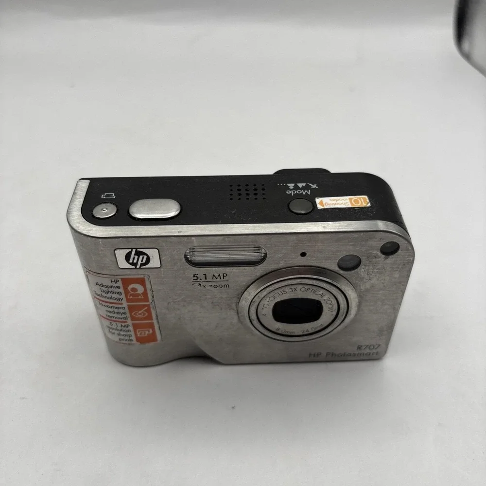 HP Photosmart R707 5.1 MP Digital Camera 3x Optical Zoom - Silver - Tested Works