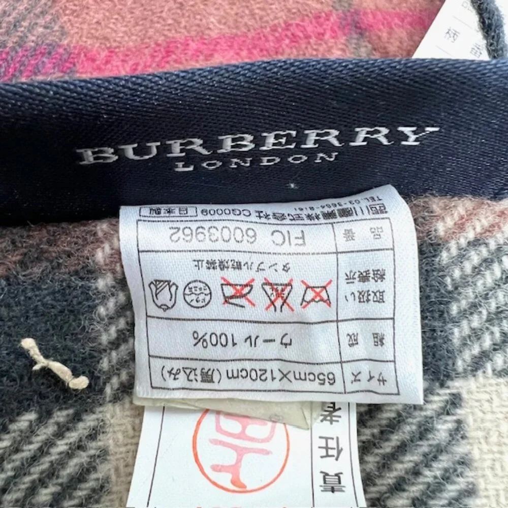 Burberrys black piece versatile