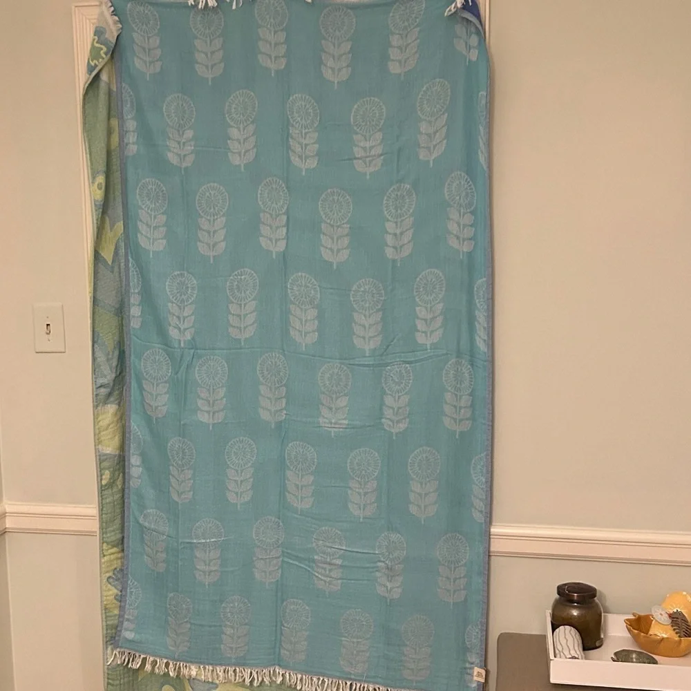 Modern Blues Towel Travel Blanket Wrap FLiPSiDE 2 Side Woven Organic Cotton NEW