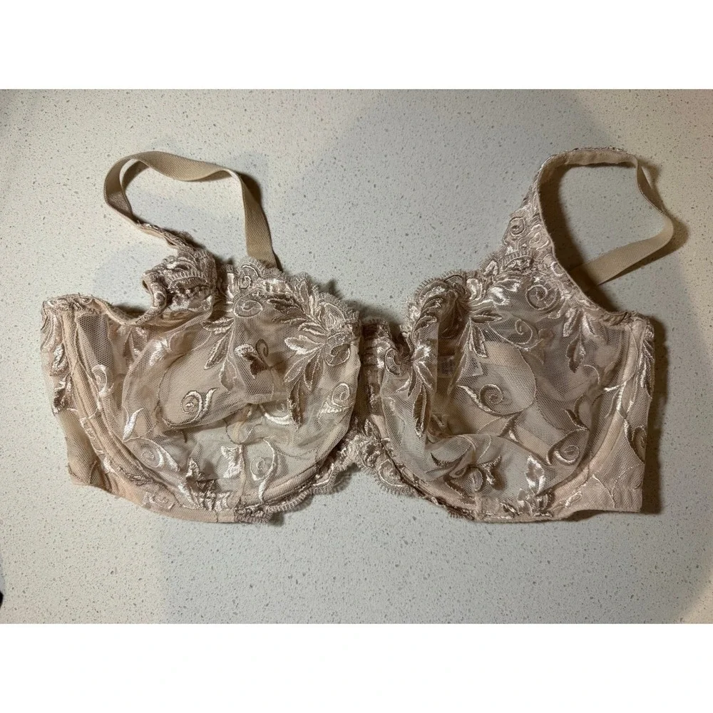 Soma Women Sensuous Lace Unlined Bra Beige 38D