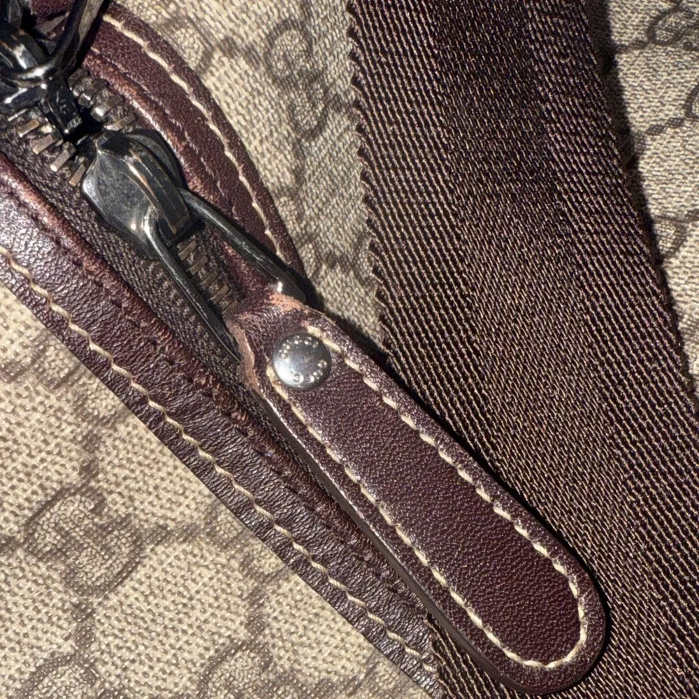 Gucci stylish duffel