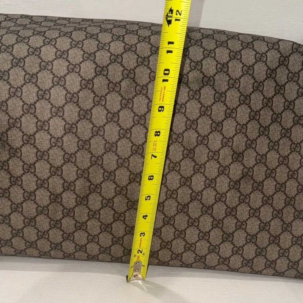 Gucci stylish duffel