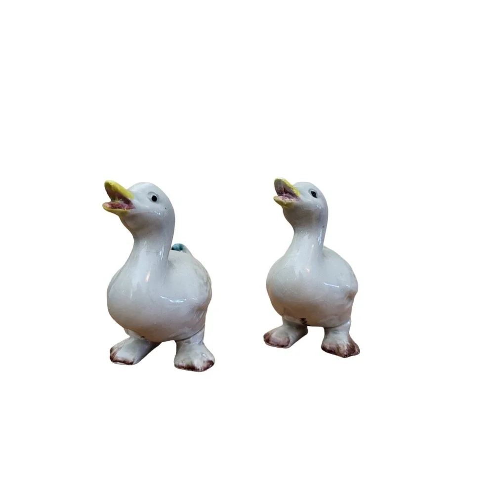 Pair of 2 Vintage Handpainted Duck Figurines‎ Japan 2.5