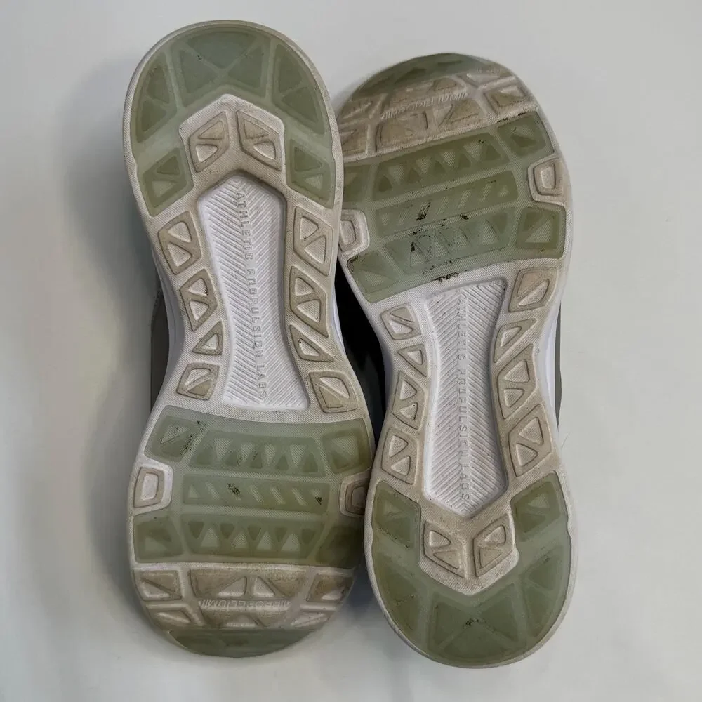 APL TechLoom Bliss Slip On Sneakers Women’s 9 Grey White Knit Athleisure