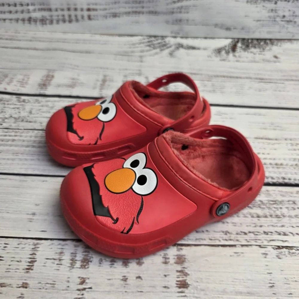 CROCS sesame photos lighting