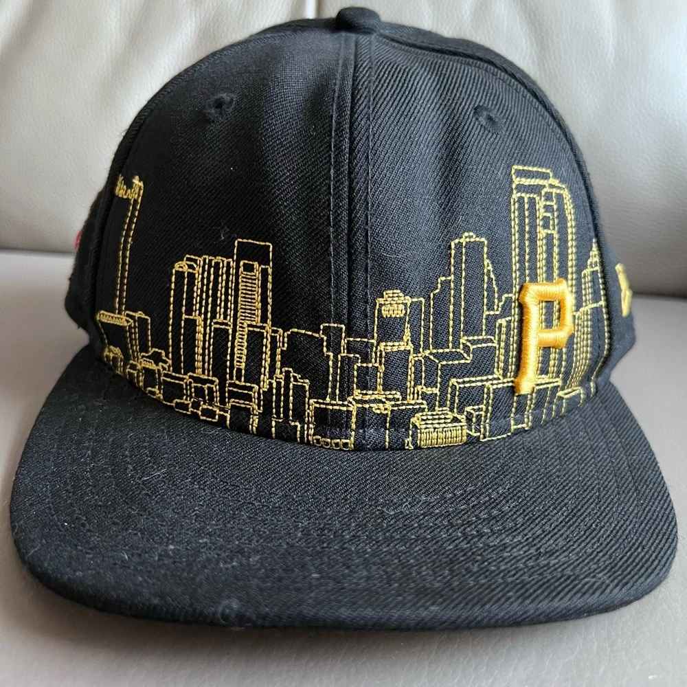 RARE! Pittsburgh Pirates & Steelers youth 6 3/4 fitted New Era Black/Yellow
