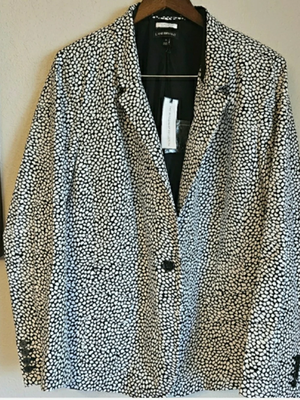 Lane Bryant Black and White Printed Blazer, Modernist Collection. Size 26