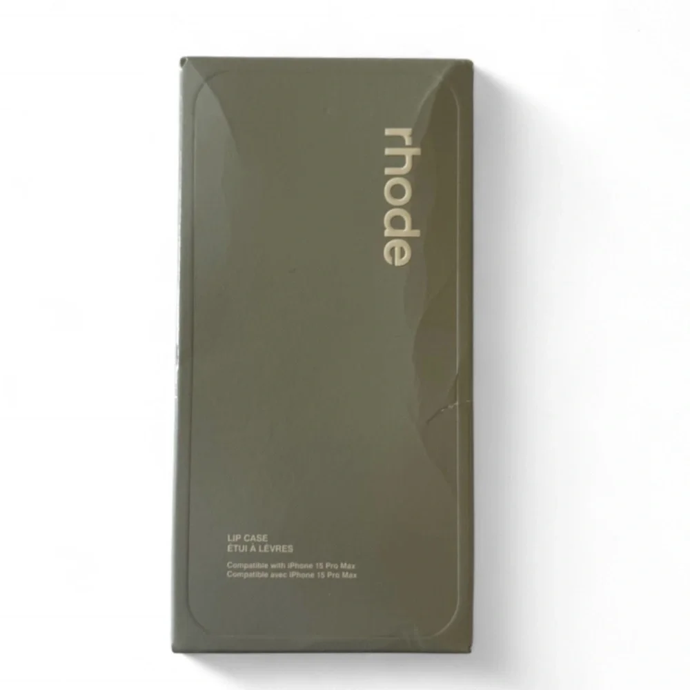 RHODE compatible gloss used