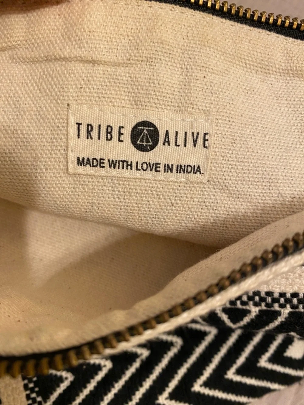 tribe alive stylish black