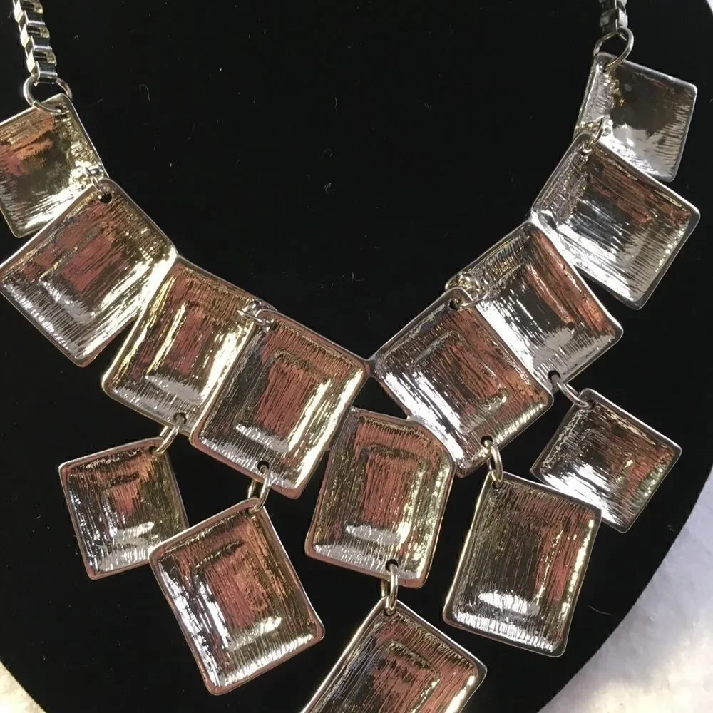 Erica Silver-tone Metal Geometric Necklace NWT