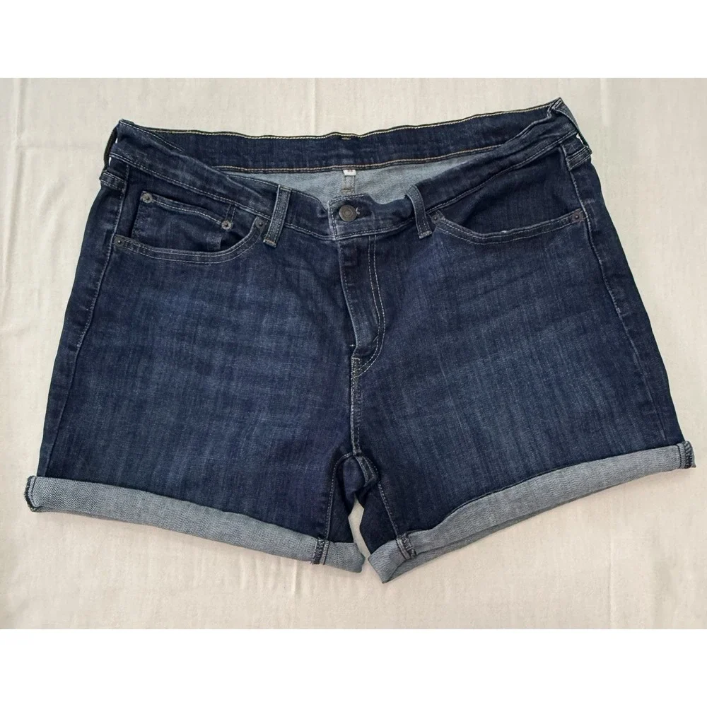 Levi's Women's Mid Rise Mid-Length Cuffed Denim Shorts Dark Wash Size 33