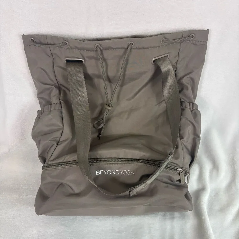 Beyond Yoga Grey Drawstring Top Tote Backpack Bag‎ Medium