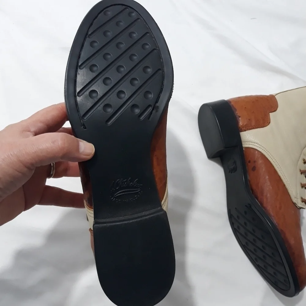 Vintage J. Chisholm USA 7M Booties Brown & Cream New Genuine Leather Siz…