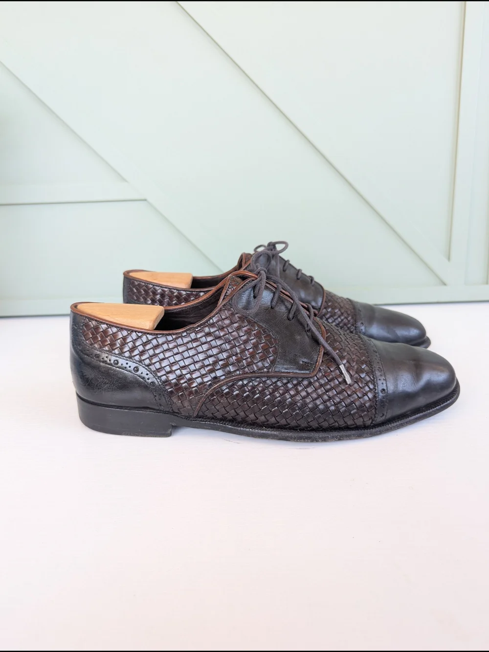 Bragano elegant woven