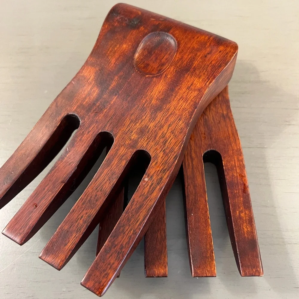 N/A pad hands utensil