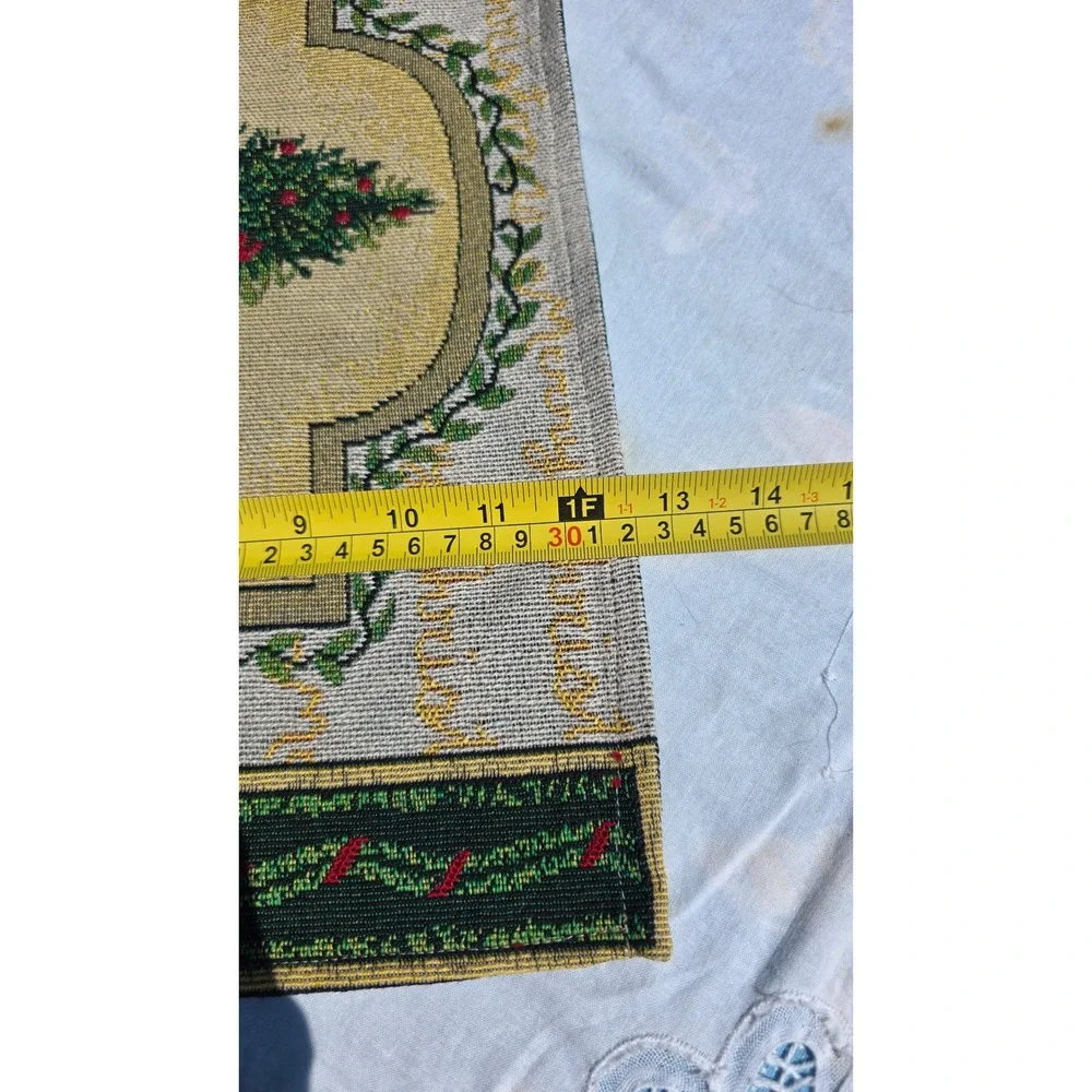 Christmas Table Runner and Placemat Set, Holiday Tree Design, Festive Decor‎