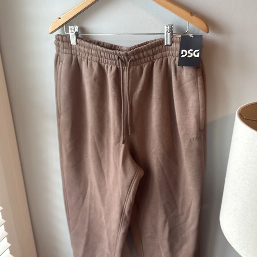 NWT DSG‎ Brown Classic Fleece Men’s Joggers