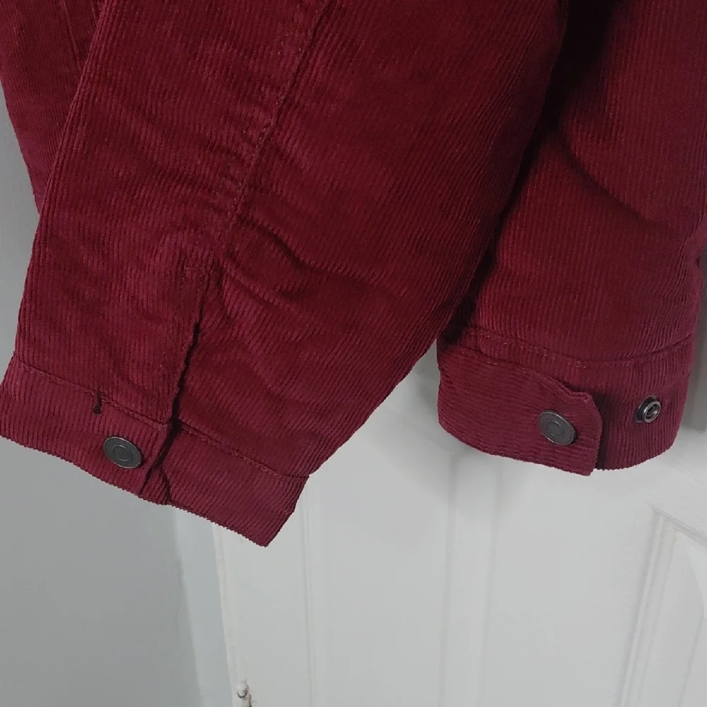 Forever 21 Men's Burgundy Corduroy Jacket with Cream Sherpa Collar