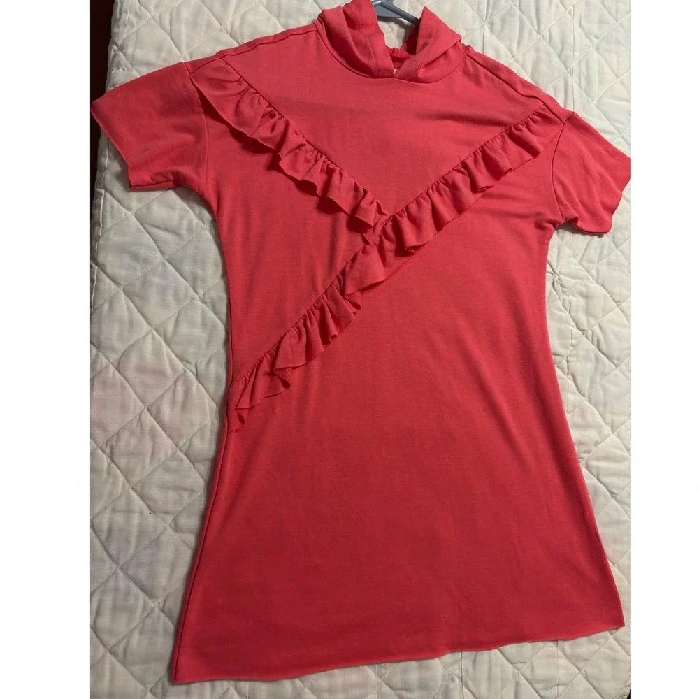 GB Girls Ruffle Hoodie Dress Casual Coral Pink Short Sleeve Raw edged hems M EUC