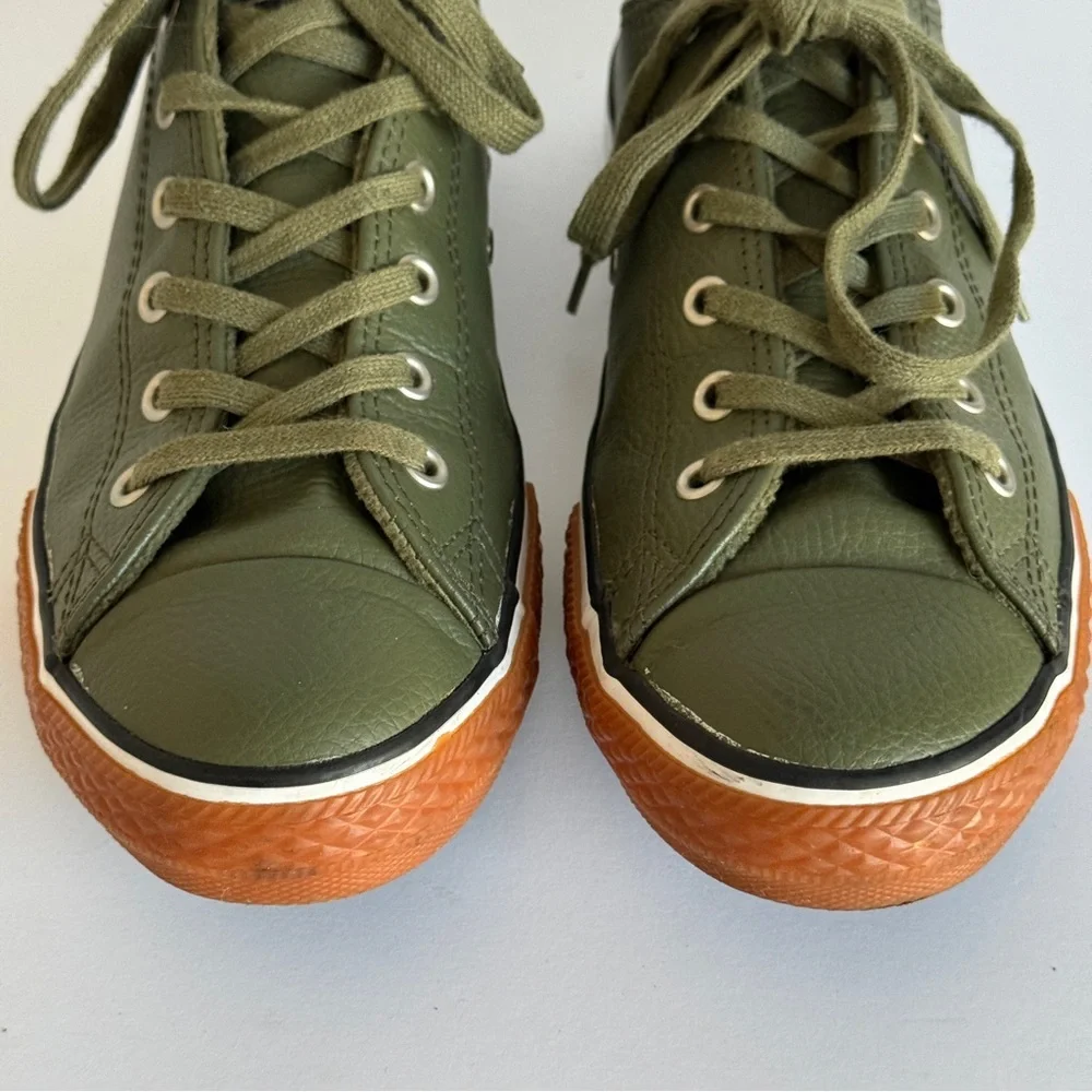 Converse normal all pre