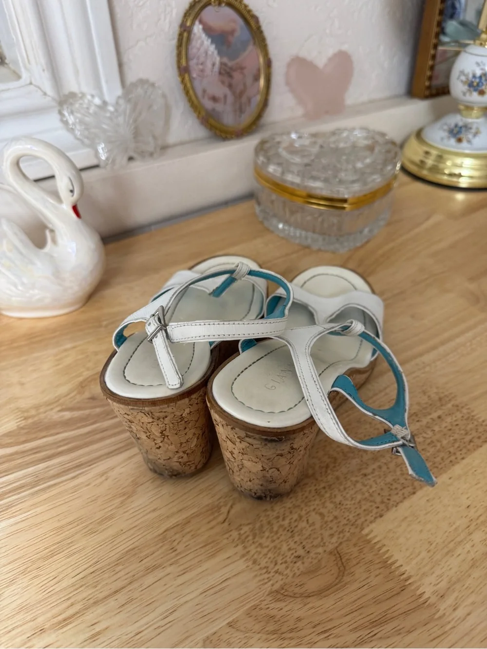 Gianni Bini cosmetic great