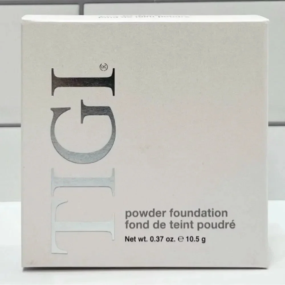 TIGI Cosmetics Charm Powder Foundation