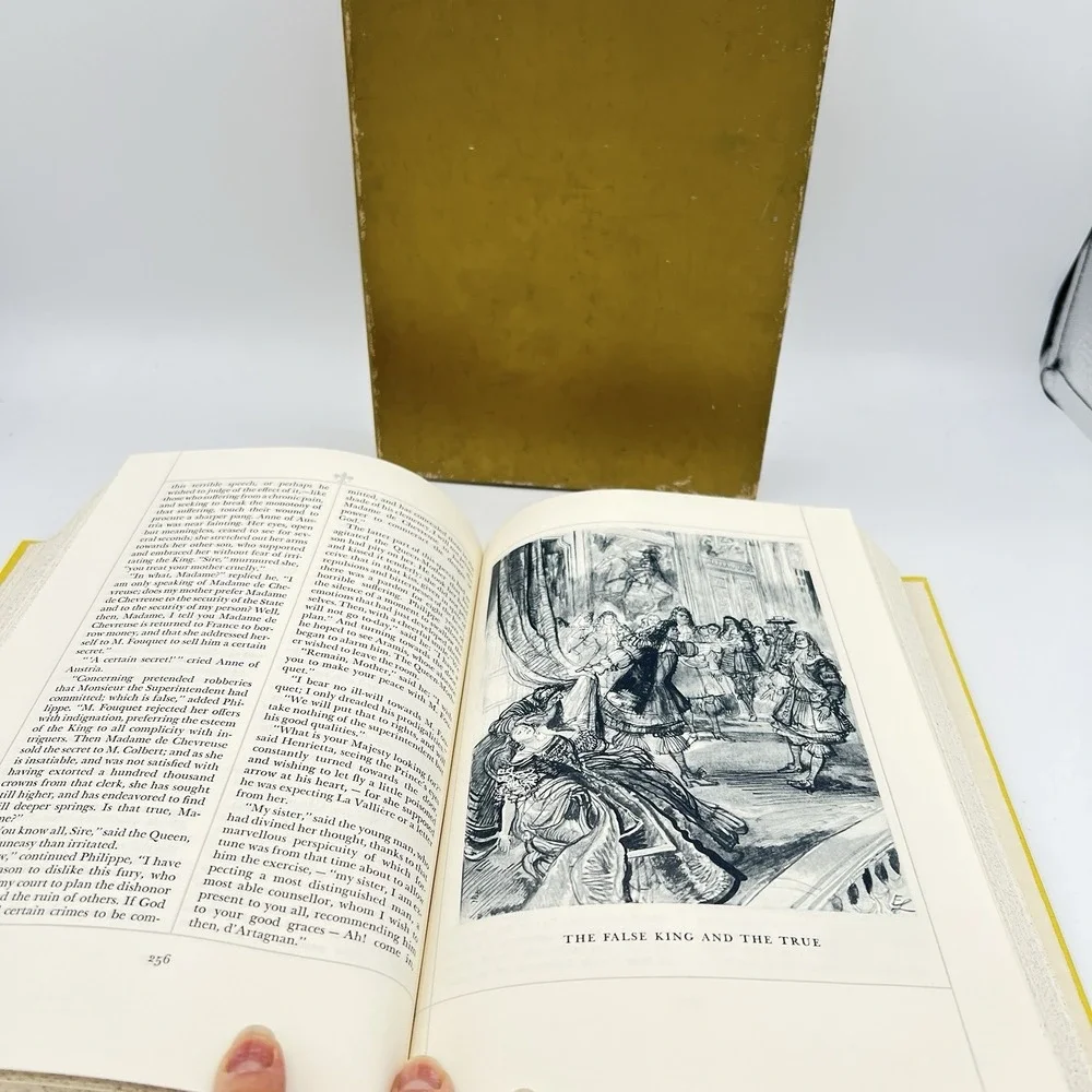 The Man In The Iron Mask‎ by Alexandre Dumas , Heritage Club 1964 - Hardcover