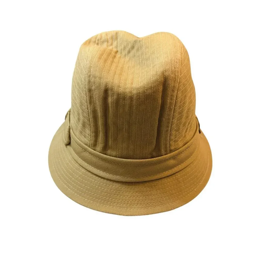 Country Gentleman travel light #neutralstyle