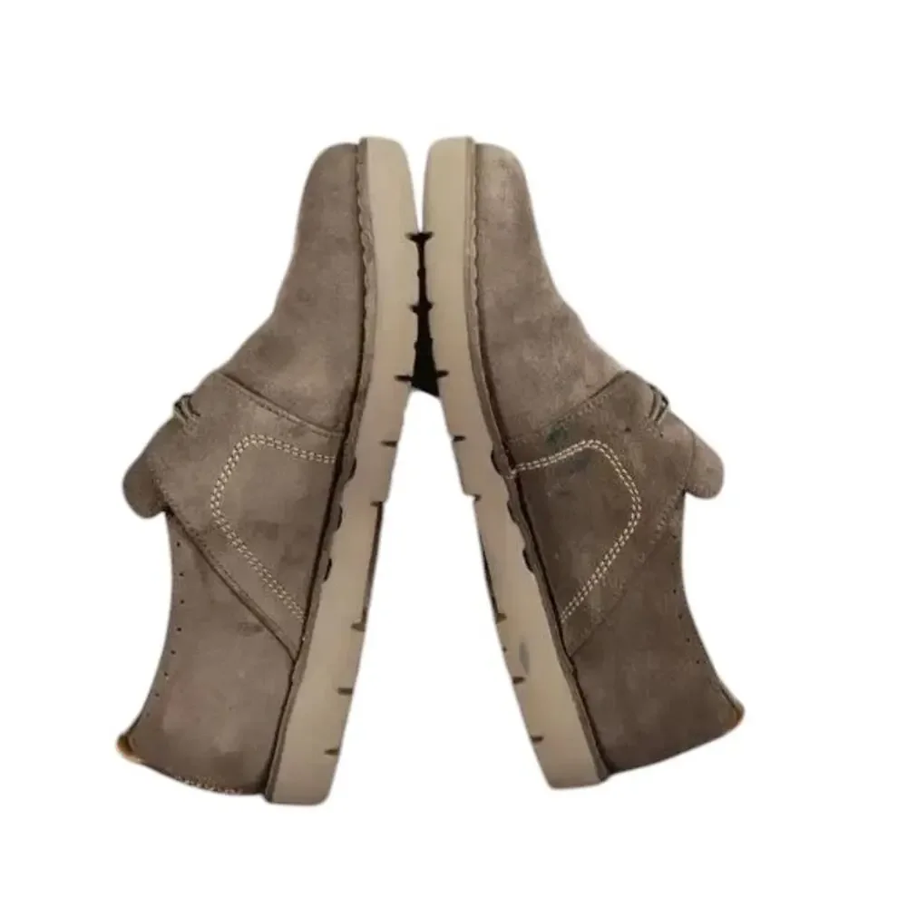 Clarks used shoes