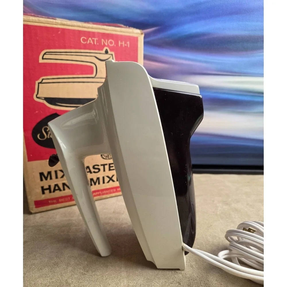 Sunbeam vintage mixmaster